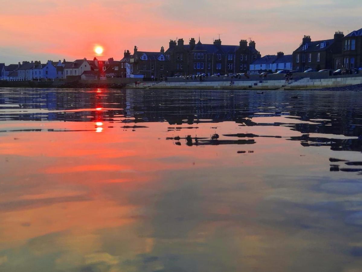 The Colours Riverside Apartment With Garden Broughty Ferry Eksteriør billede